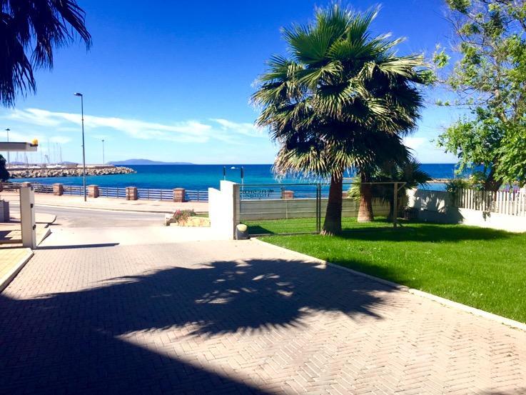 Residence Lungomare Porto Torres Eksteriør billede