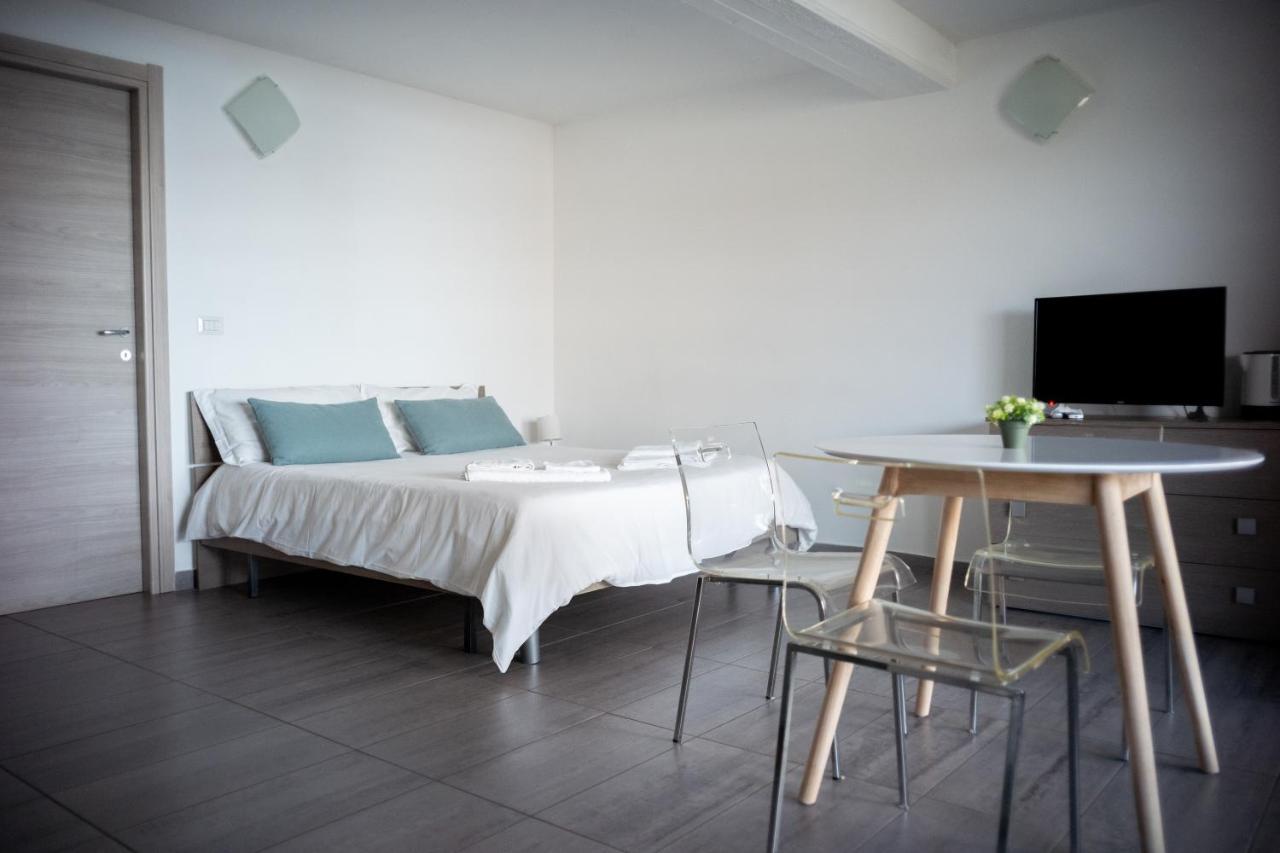 Residence Lungomare Porto Torres Eksteriør billede
